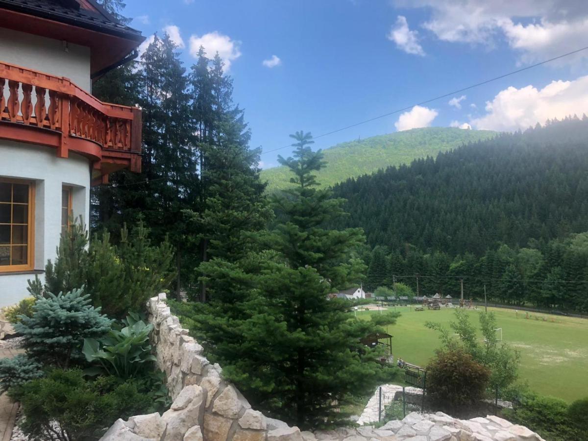 Penzion Bawaria Горні Ломна Екстер'єр фото